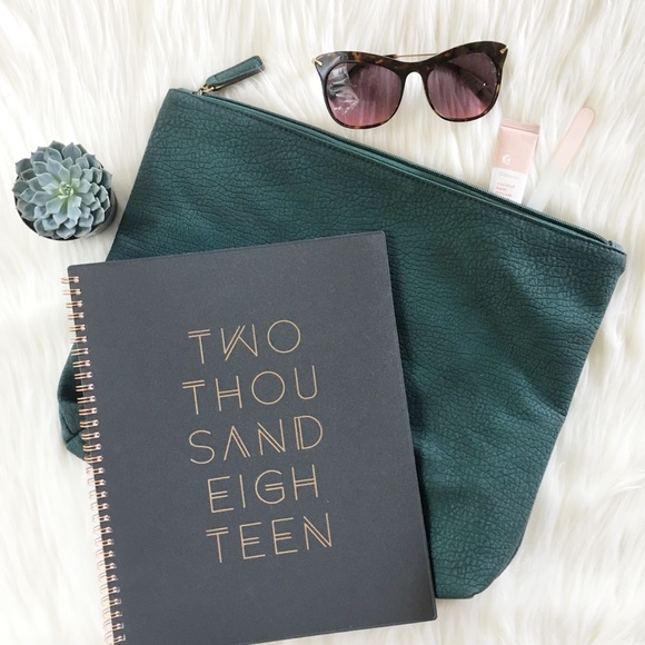 Free People Handbags - Free People Vegan Leather Clutch